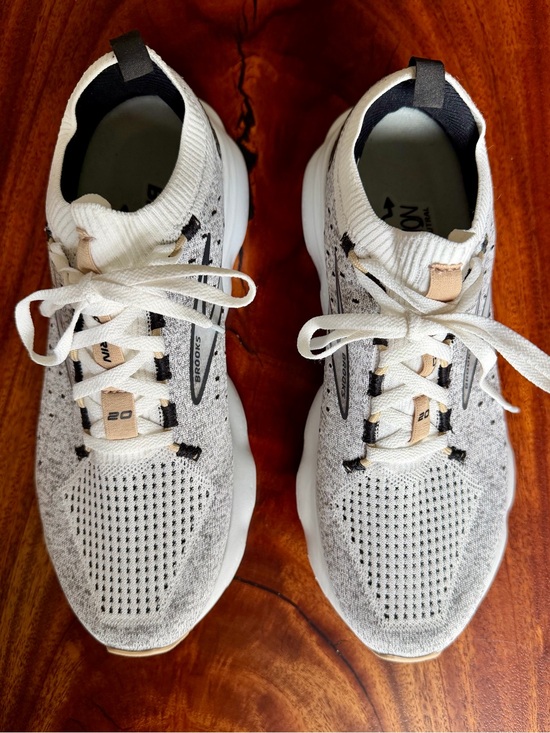Brooks Shoes - NWOT Women’s Brooks Glycerin 20 StealthFit Sneakers Sz 9 Medium Neutral Cushion